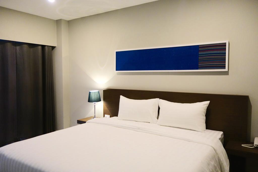 V Hotel Ubon Ratchathani Exteriör bild